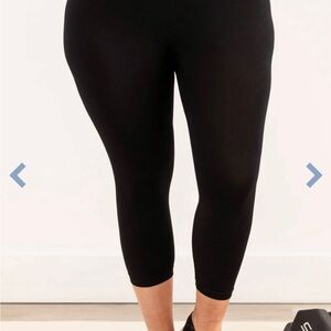 Chic Soul Love Cameron Black Ultra-Stretch Leggings 2X/3X NWOT